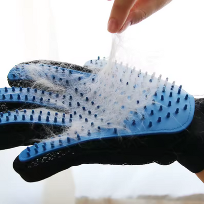 Gants à brosse pour animaux de compagnie.